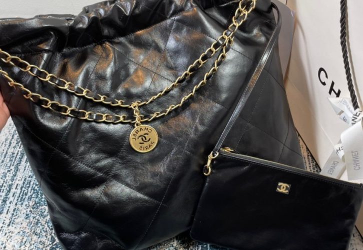 The Iconic Chanel 22 Medium Handbag Redefines Luxury Fashion in 2023