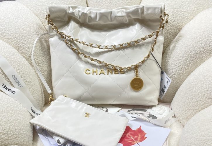 Chanel 22 Small Handbag Redefines Luxury and Elegance in Fashion