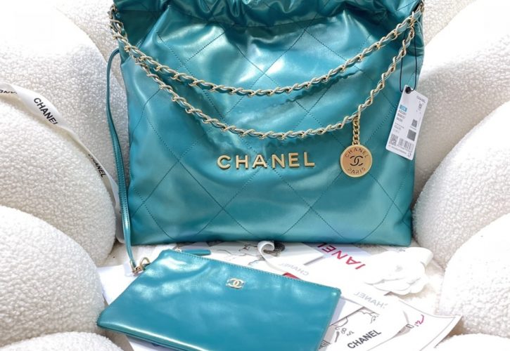 Chanel 22 Medium Handbag Takes Center Stage at New York Fashion Week