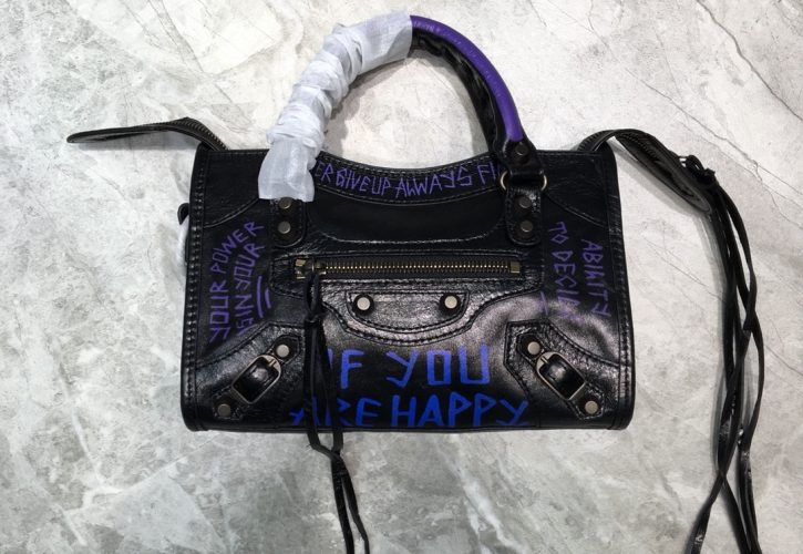 Balenciaga Graffiti Classic City Black Redefines Urban Fashion Trends