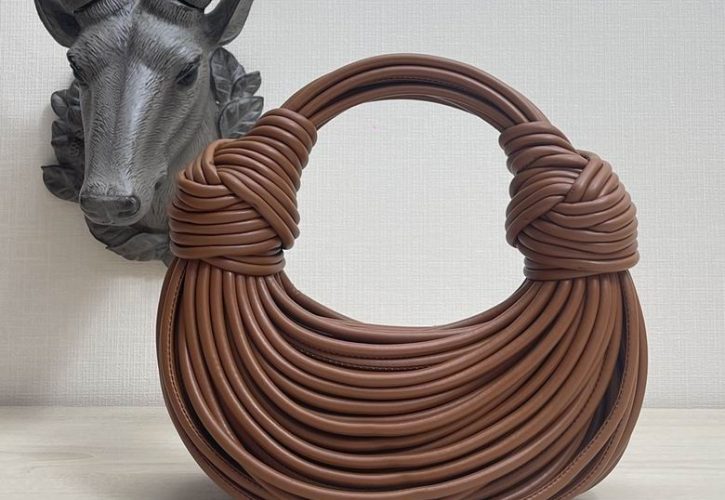 Bottega Veneta Double Knot Bag Captures Attention at Fashion Forward Events