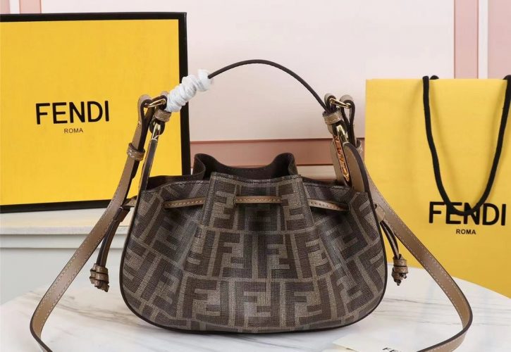 Fendi FF Pomodorino Shoulder Bag Elevates Your Fashion Game with a Splash of Color