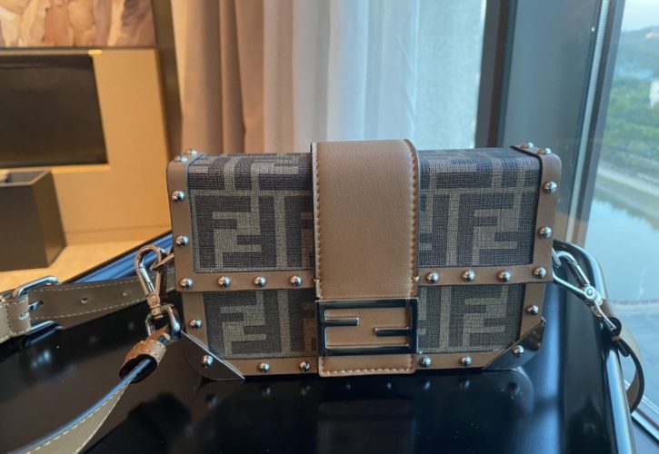 Fendi Baguette Trunk Bag Redefines Luxury Fashion for Modern Trendsetters