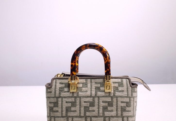 Fendis By The Way Mini Tote Bag Redefines Luxury and Style for Fashion Enthusiasts