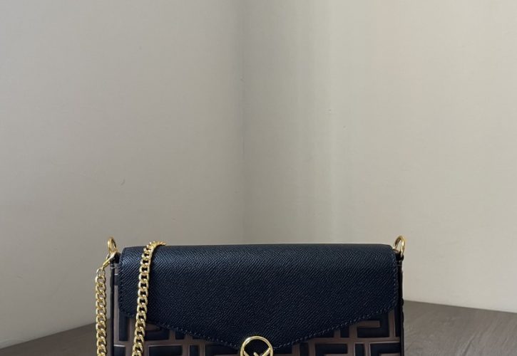 Fendi Wallet on Chain Elevates Luxury Fashion with Timeless Elegance